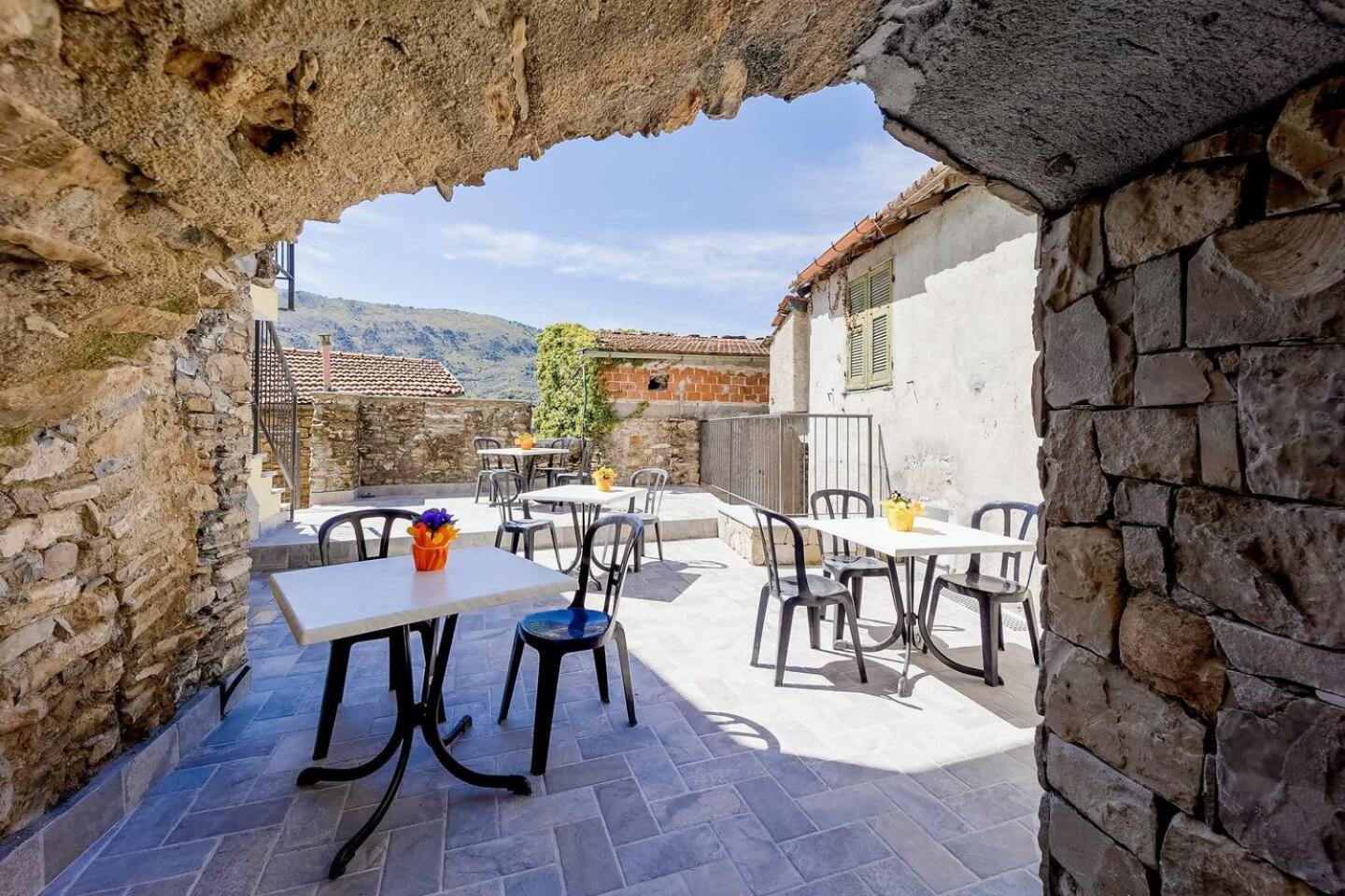 Appartamento Alba Dachi Farm Marina dʼMarina dʼAndora Extérieur photo