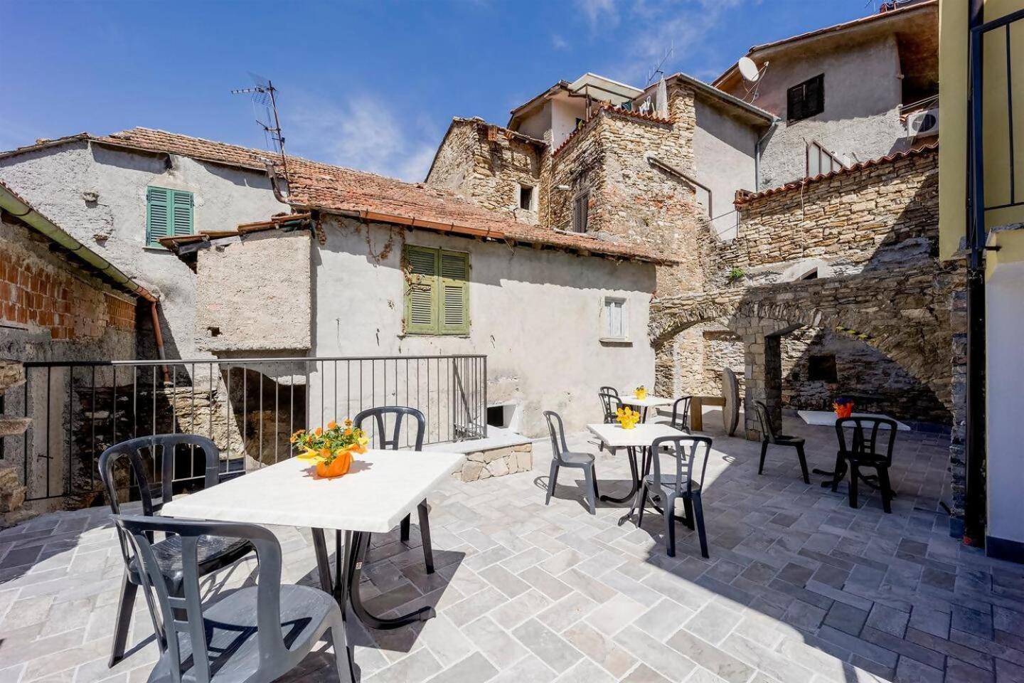Appartamento Alba Dachi Farm Marina dʼMarina dʼAndora Extérieur photo