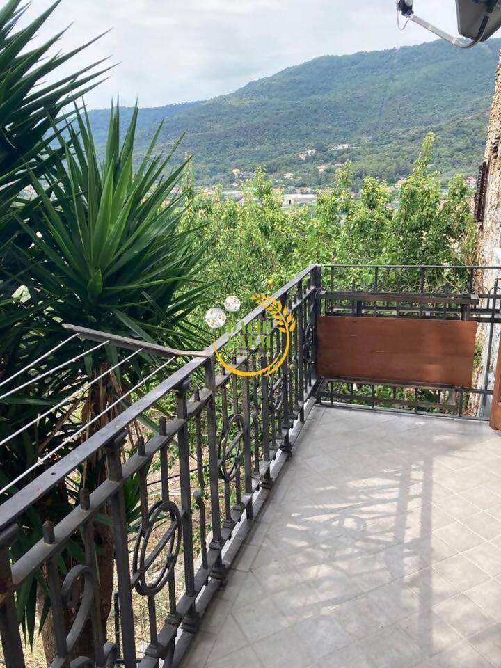 Appartamento Alba Dachi Farm Marina dʼMarina dʼAndora Extérieur photo